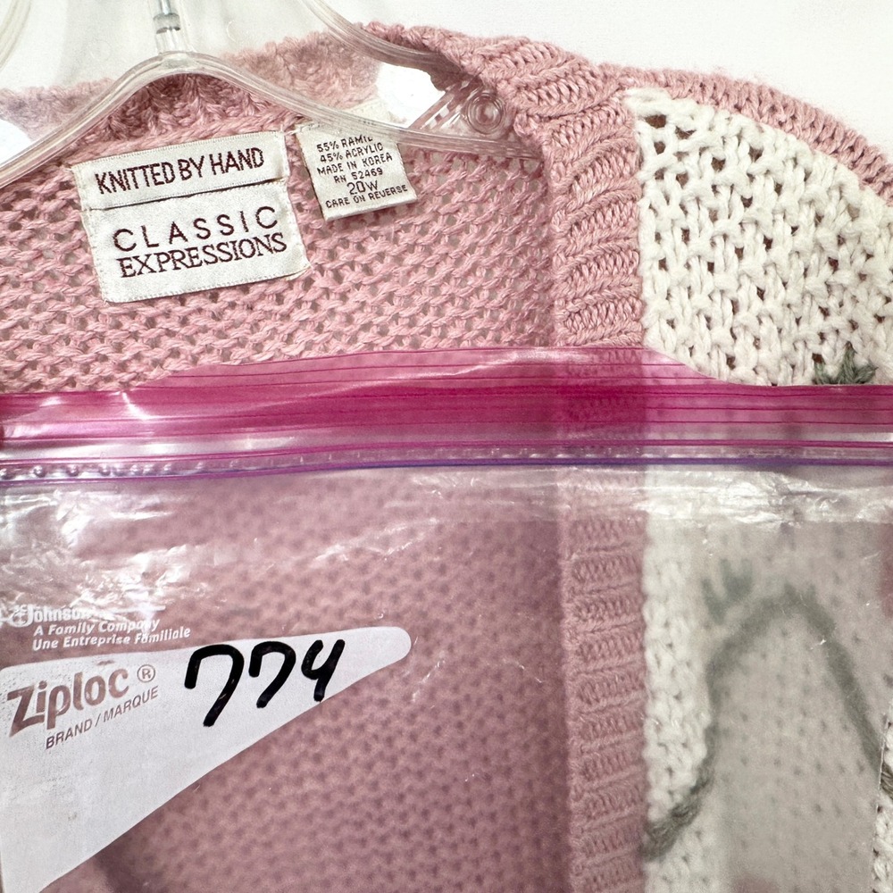 VTG Plus Size 20W Sweater Pink Hand Knit Heart Fringe Cardigan Cottagecore 774 - Picture 10 of 10